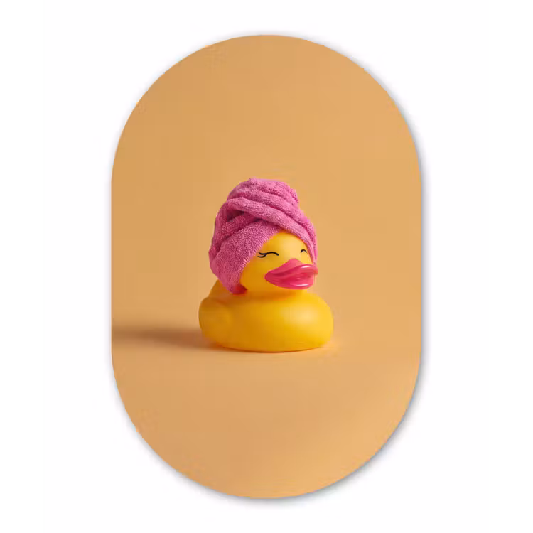Badeend - Handdoek - Kleurrijk Wandcirkel Ovaal Aluminium middel -3d