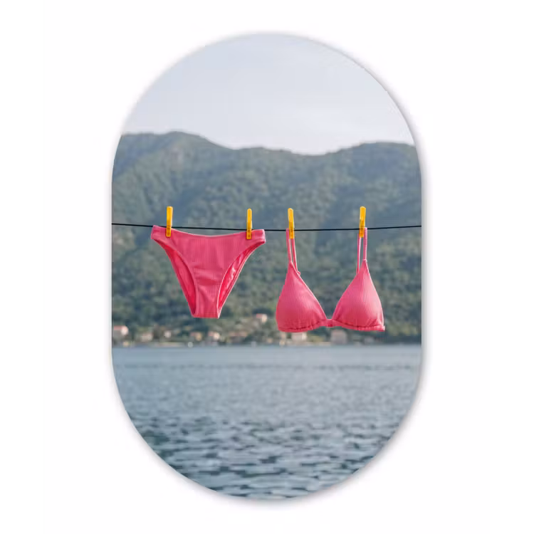 Kleding - Badkleding - Waslijn - Zomer - Roze Wandcirkel Ovaal Aluminium middel -3d