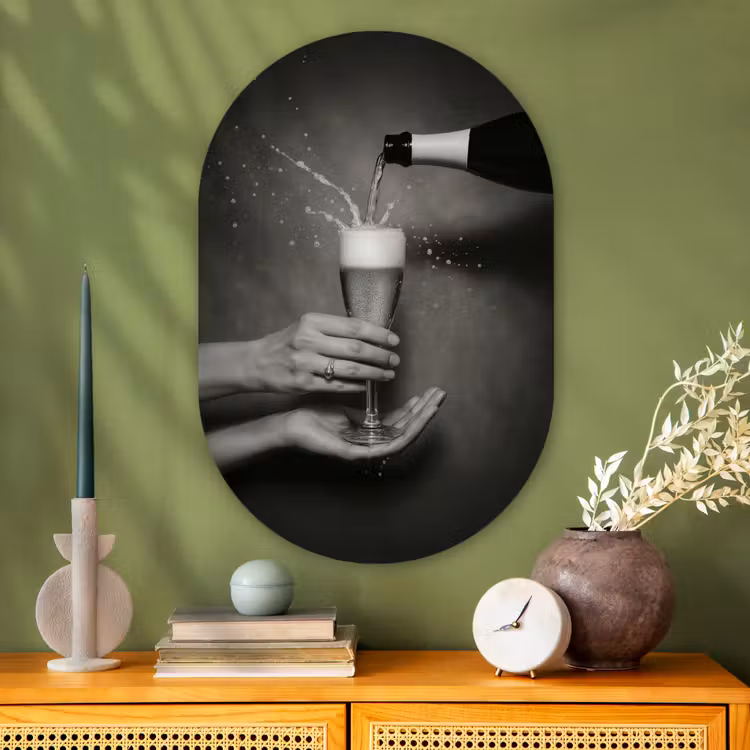 Champagnefles - Glas - Minimalistisch - Spetters Wandcirkel Ovaal Glas middel -sfeer2