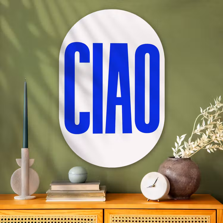 Ciao - Hoofdletters - Blauw - Minimalistisch Wandcirkel Ovaal Glas middel -sfeer2