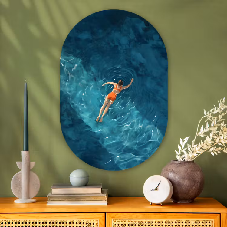Vrouw - Water - Bikini - Oranje Wandcirkel Ovaal Glas middel -sfeer2