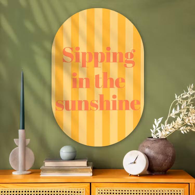Gestreept - Geel - Sunshine - Letters Wandcirkel Ovaal Glas middel -sfeer2