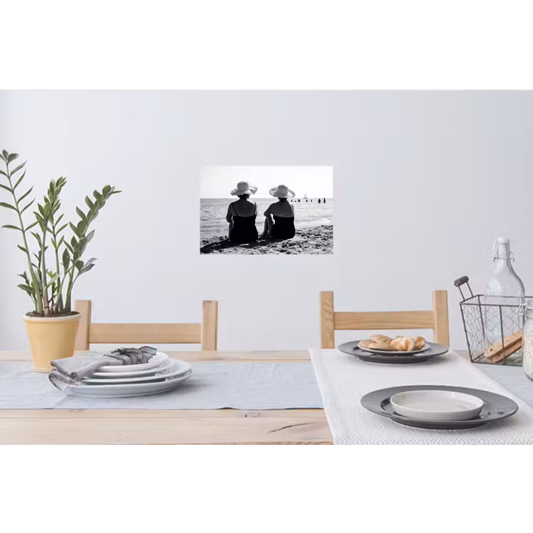 Vrouwen - Zonnehoed - Strand - Zwart - Wit Muursticker klein -eettafel