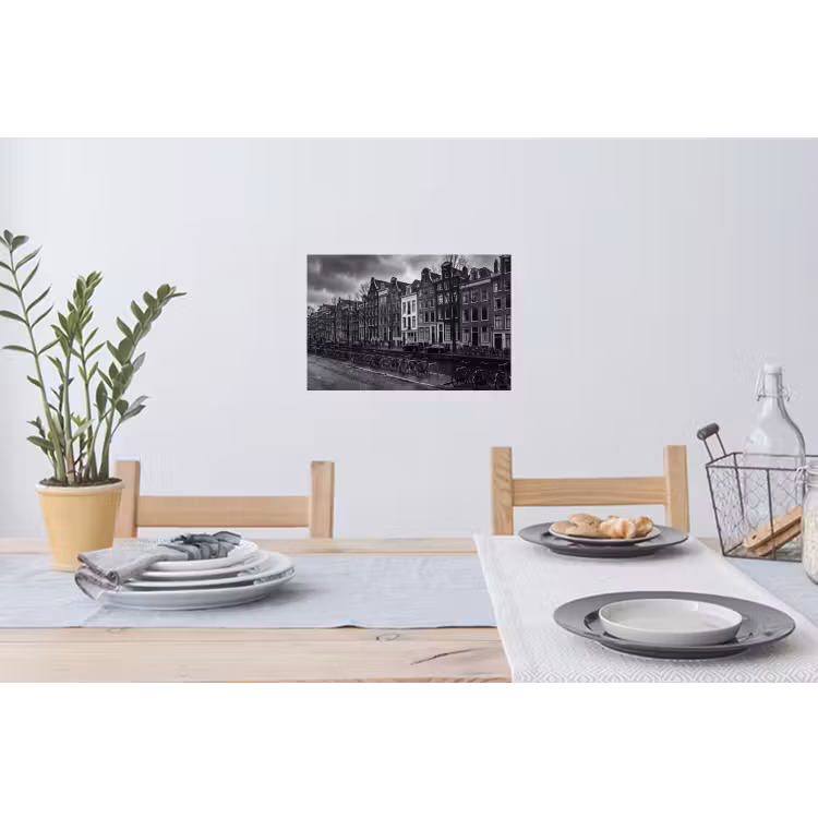 Huis - Gracht - Amsterdam - Architectuur - Zwart-wit Muursticker klein -eettafel