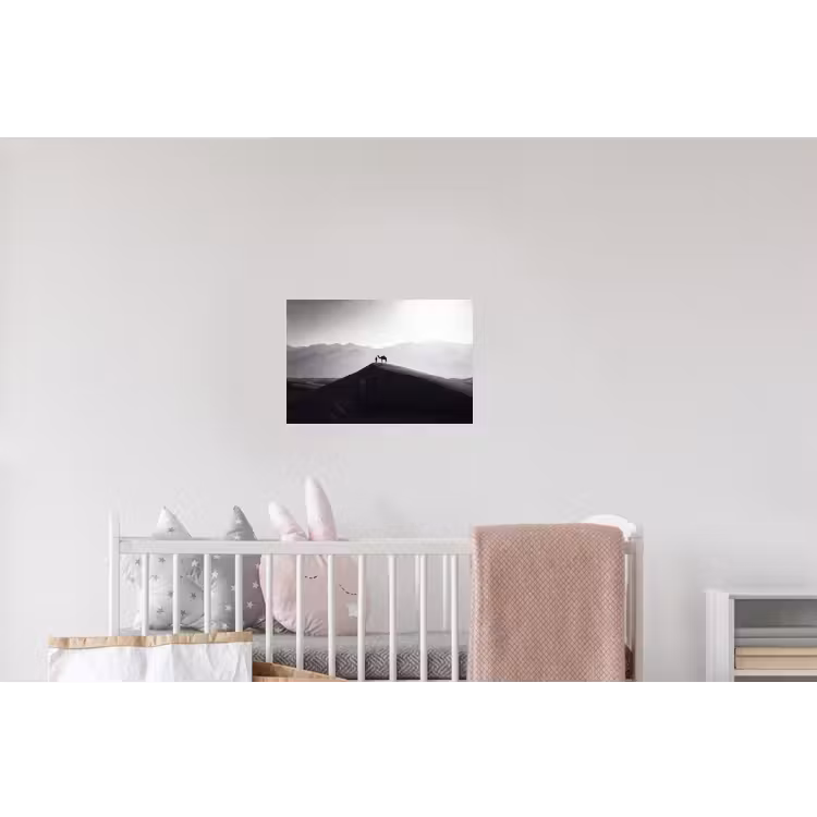 Mens - Kameel - Zandduin - Natuur - Monochroom Muursticker klein -kinderkamer