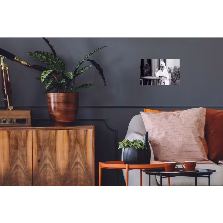 Modern - Vrouw - Zwart - Wit Muursticker klein -kamerbank