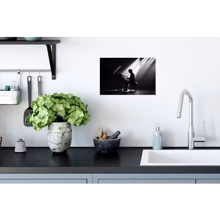 Persoon - Piano - Muziek - Zwart-wit - Podium Muursticker klein -keuken