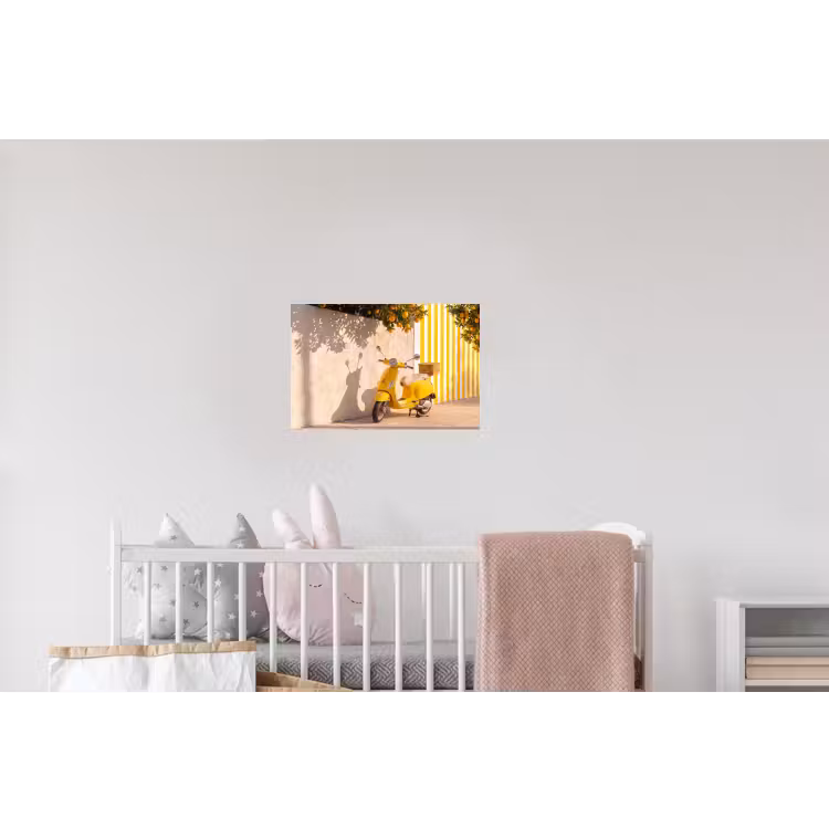 Scooter - Natuur - Zomer - Geel - Mediterraan Muursticker klein -kinderkamer