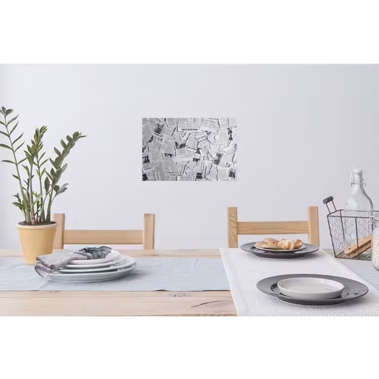 Krant - Versnipperd - Textuur - Zwart-wit - Abstract Muursticker klein -eettafel