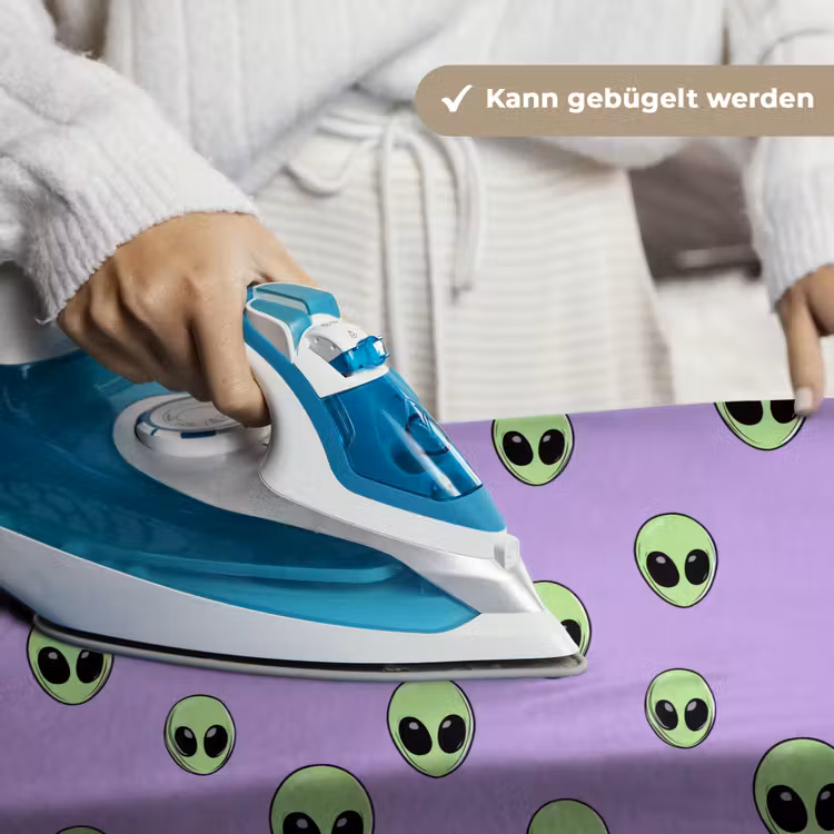 Alien - Retro - Lila Wandkleed katoen klein 269 -tsfeer9_DE