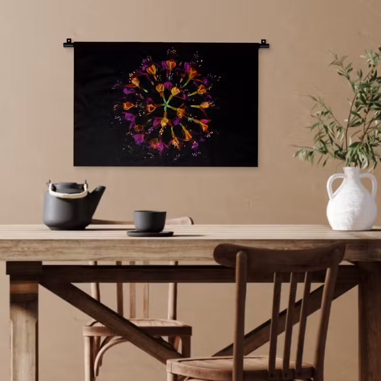 Bloemen - Oranje - Roze - Zwart Wandkleed katoen klein -sfeer6