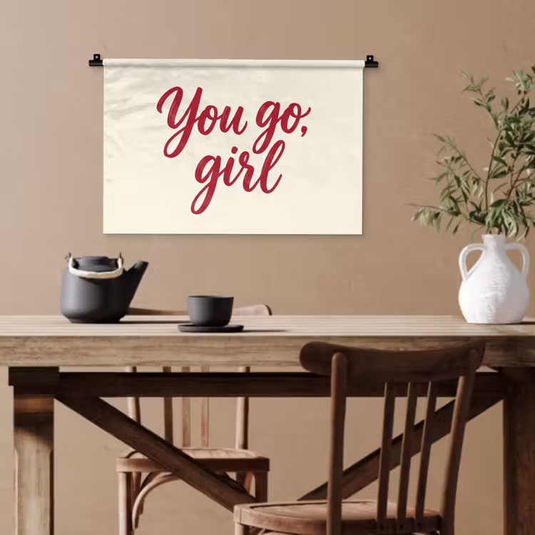 you go girl - Rood - Wit Wandkleed katoen klein -sfeer6