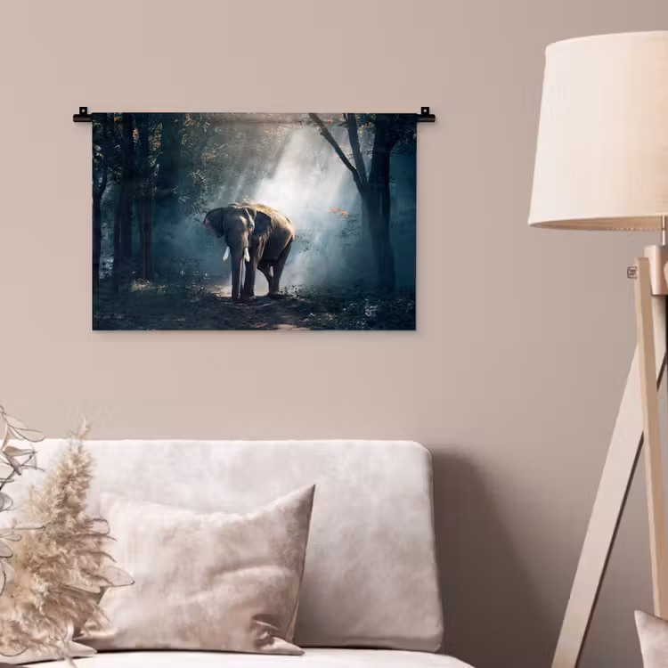 Olifant - Dieren - Licht - Bos - Natuur - Wilde dieren Wandkleed katoen klein -sfeer4