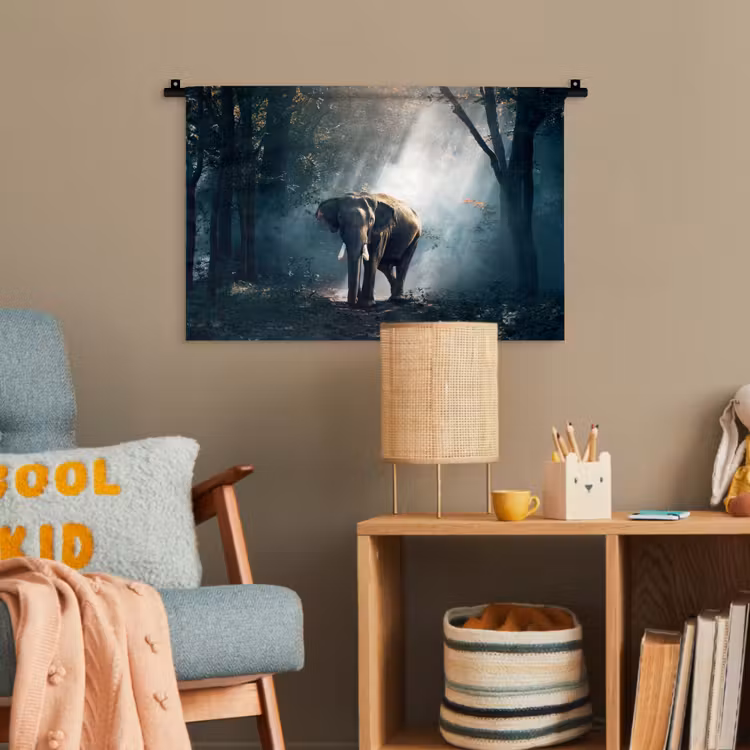 Olifant - Dieren - Licht - Bos - Natuur - Wilde dieren Wandkleed katoen klein -wsfeer4_kind