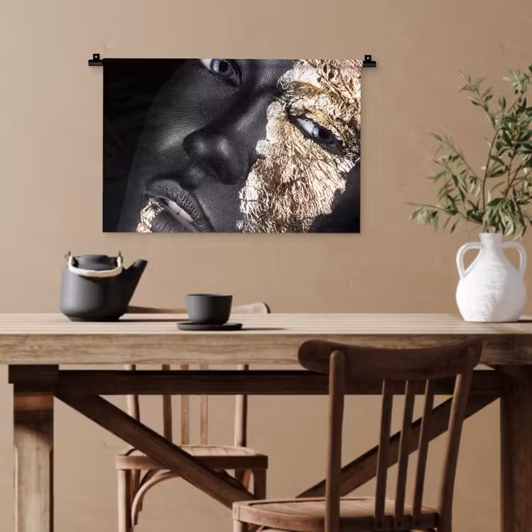 Vrouw - Goud - Zwart - Verf - Luxe Wandkleed katoen klein -sfeer6