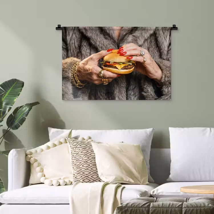Vrouw - Hamburger - Bontjas Wandkleed katoen klein -sfeer7