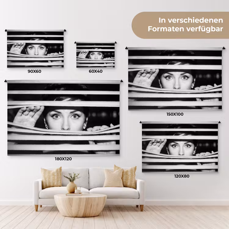 Vrouw - Jaloezieën - Portret - Zwart-wit Wandkleed katoen klein -tsfeer8_DE