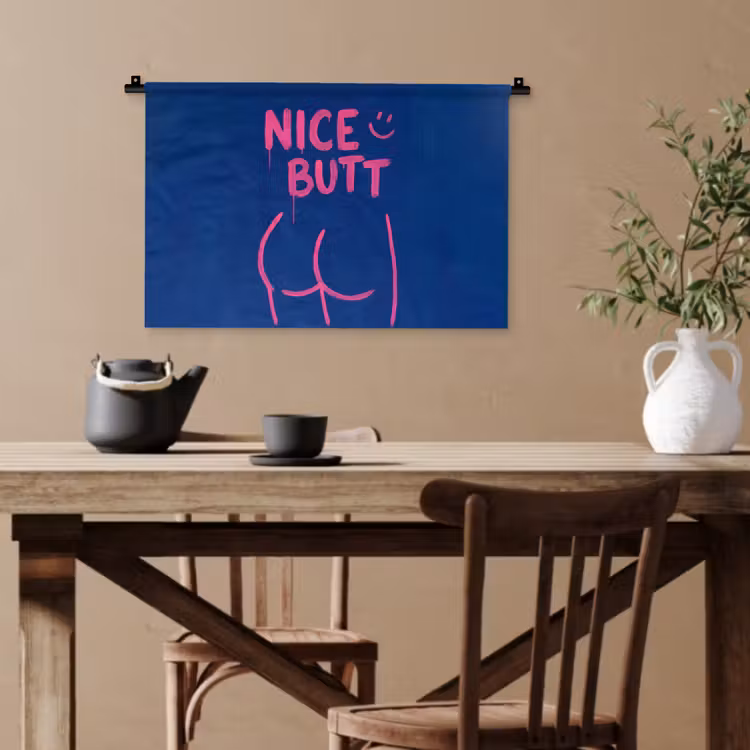 Brutaal - Grappig - Blauw Wandkleed katoen klein -sfeer6