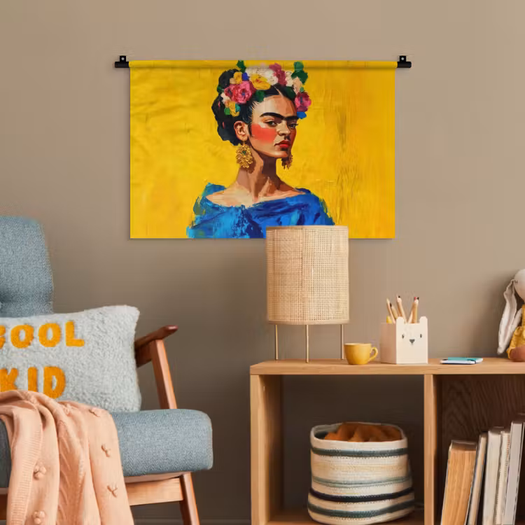 Frida Kahlo - Vrouw - Geel - Blauw - Bloemen Wandkleed katoen klein -wsfeer4_kind