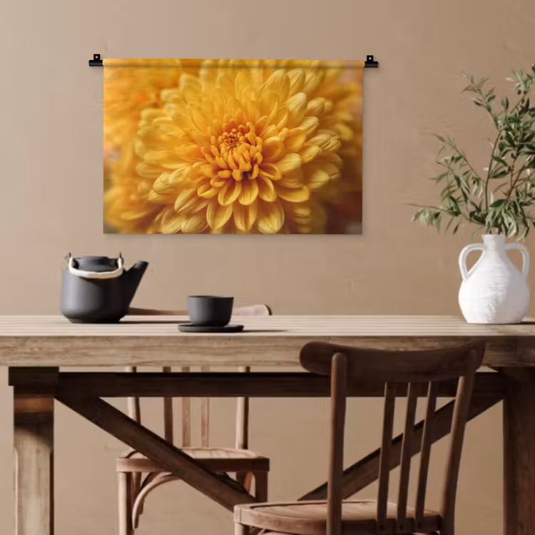 Geel - Chrysant - Zachtheid Wandkleed katoen klein -sfeer6