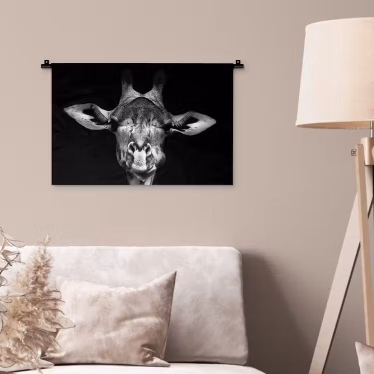 Giraffe - Portret - Dieren - Zwart - Wit Wandkleed katoen klein -sfeer4