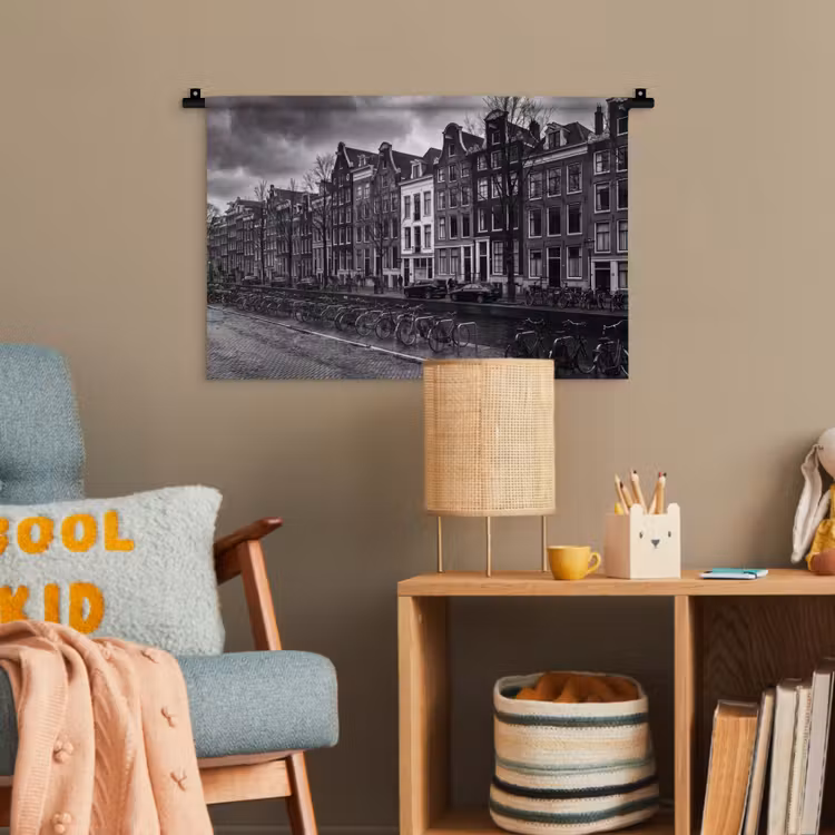 Huis - Gracht - Amsterdam - Architectuur - Zwart-wit Wandkleed katoen klein -wsfeer4_kind