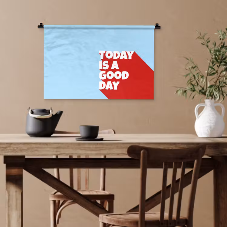 Today is a good day - Rood - lichtblauw Wandkleed katoen klein -sfeer6