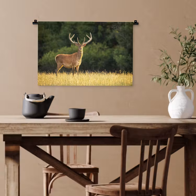 Hert - Gewei - Gras - Natuur - Dieren - Groen Wandkleed katoen klein -sfeer6
