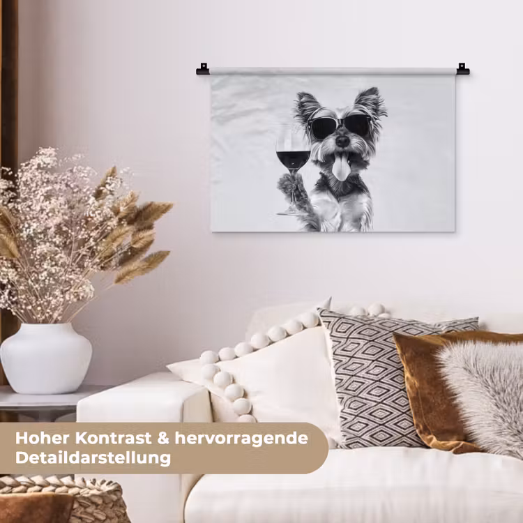 Hondje - Wijnglas - Zonnebril - Enthousiast Wandkleed katoen klein -tsfeer1_DE