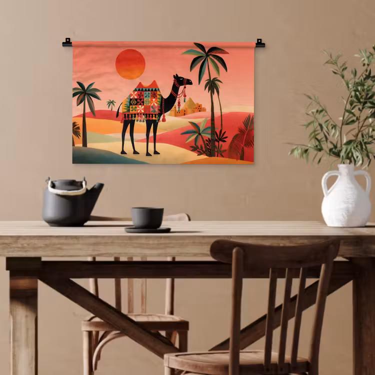 Kameel - Gekleurd tapijt - Duinen - Rode zon Wandkleed katoen klein -sfeer6