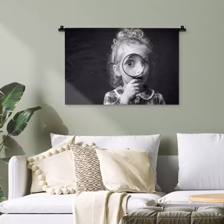 Kind - Vergrootglas - Portret - Zwart-wit Wandkleed katoen klein -sfeer7