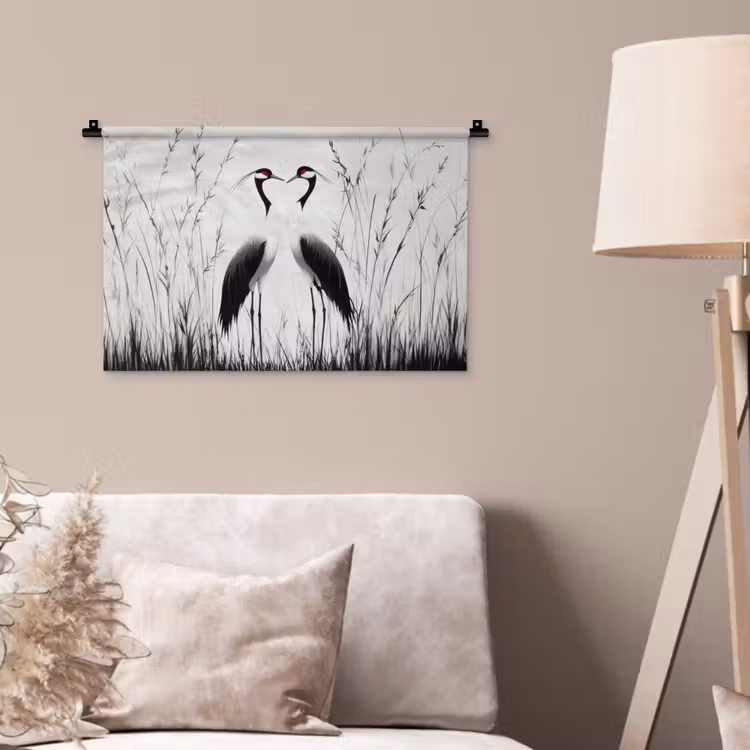 Kraanvogels - Gras - Hartvorm - Zwart Wandkleed katoen klein -sfeer4