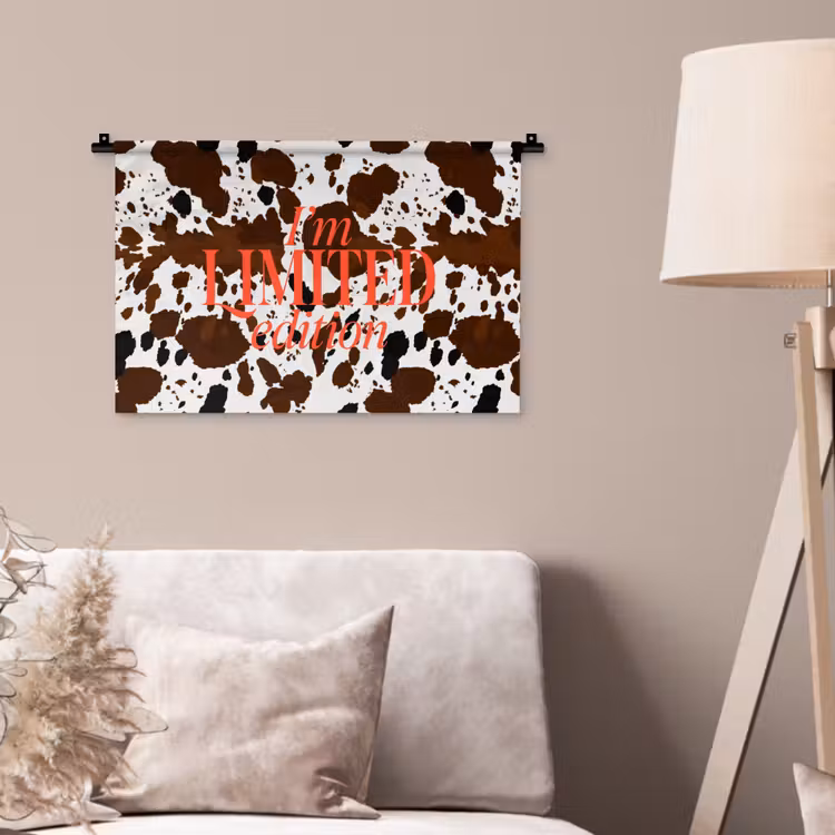 Koeienprint - Limited edition - Rood Wandkleed katoen klein -sfeer4