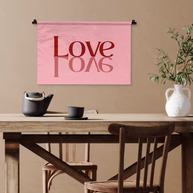 Love - Roze - Spiegeling Wandkleed katoen klein -sfeer6