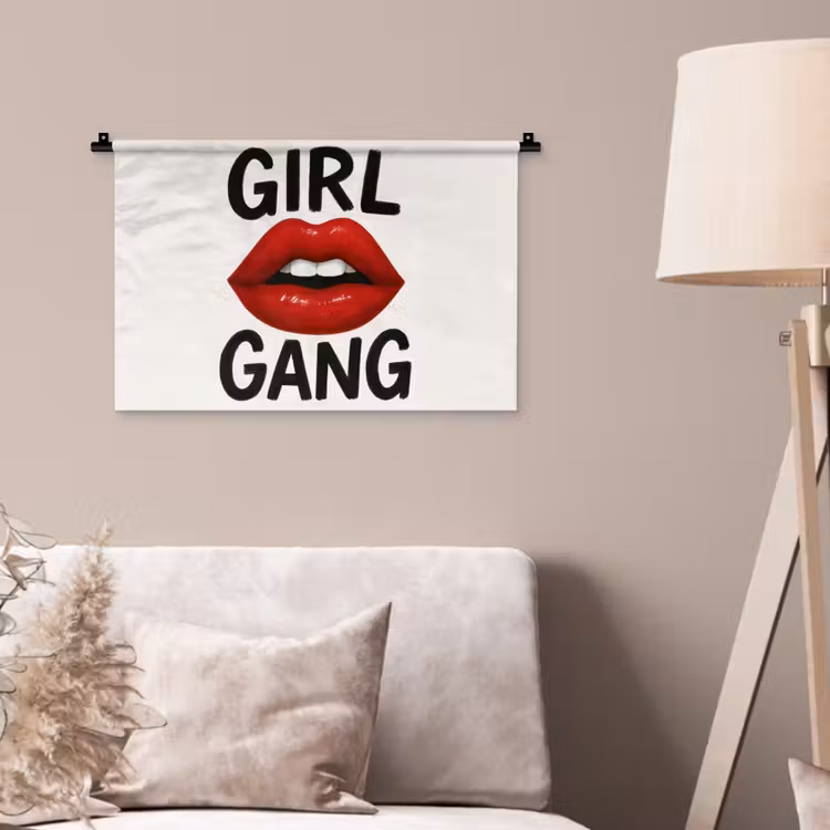 Lip - Girl - Rood - Letters Wandkleed katoen klein -sfeer4