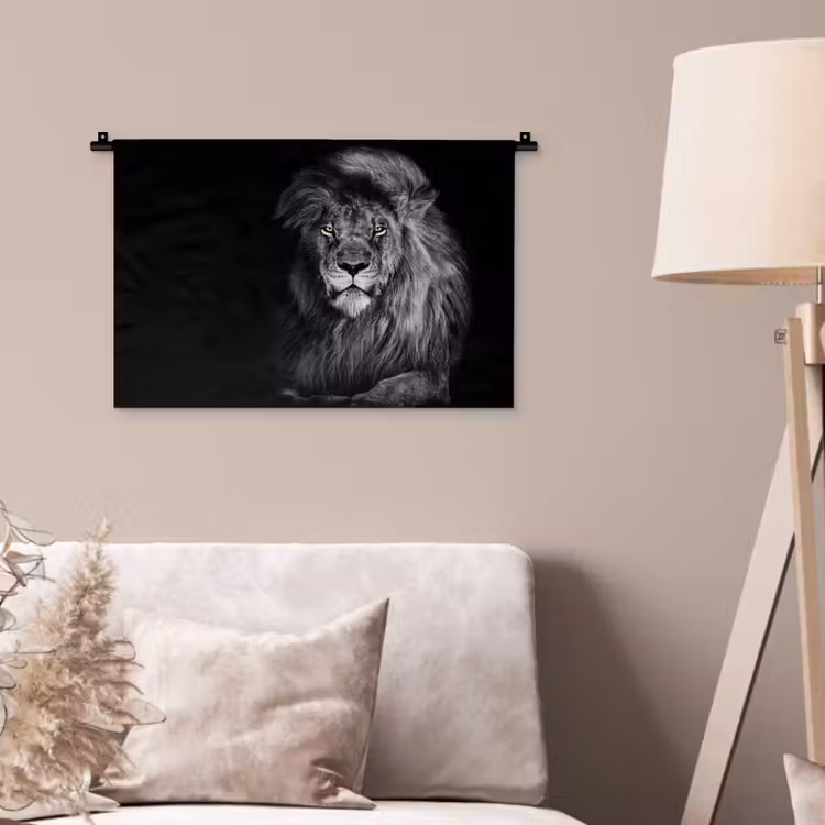 Leeuw - Ogen - Oranje - Zwart wit - Dieren - Portret Wandkleed katoen klein -sfeer4