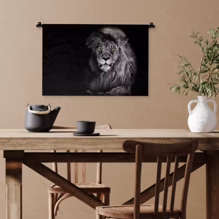Leeuw - Ogen - Oranje - Zwart wit - Dieren - Portret Wandkleed katoen klein -sfeer6