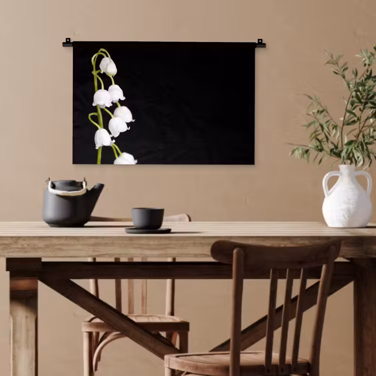 Lelietjes van dalen - Bloemen - Zwart - Flora Wandkleed katoen klein -sfeer6