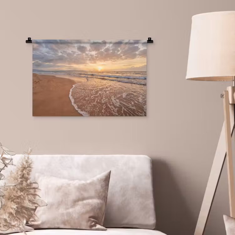 Zee - Kustlijn - Wolken - Landschap - Oranje Wandkleed katoen klein -sfeer4