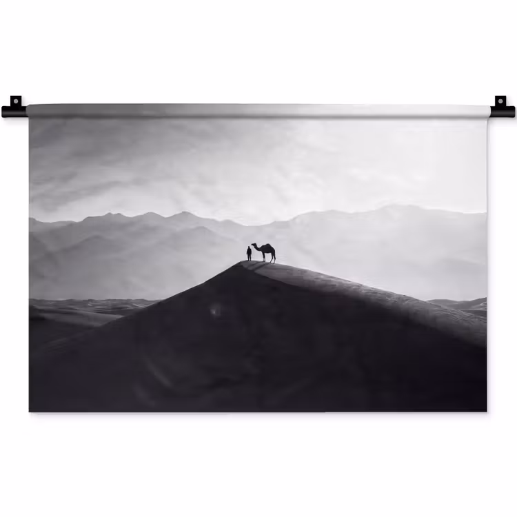 Mens - Kameel - Zandduin - Natuur - Monochroom Wandkleed katoen klein -zz3d