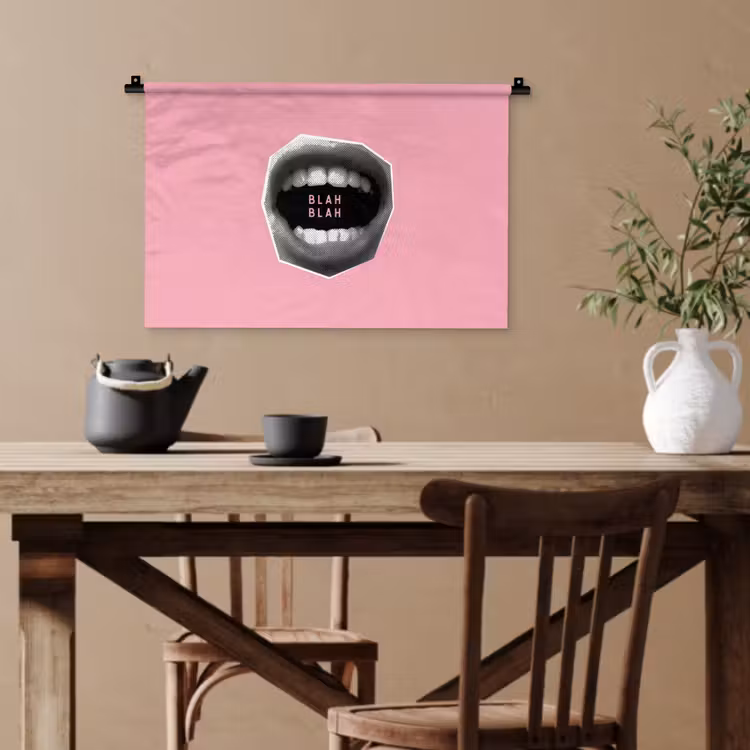 Mond - BLAH BLAH - Roze Wandkleed katoen klein -sfeer6