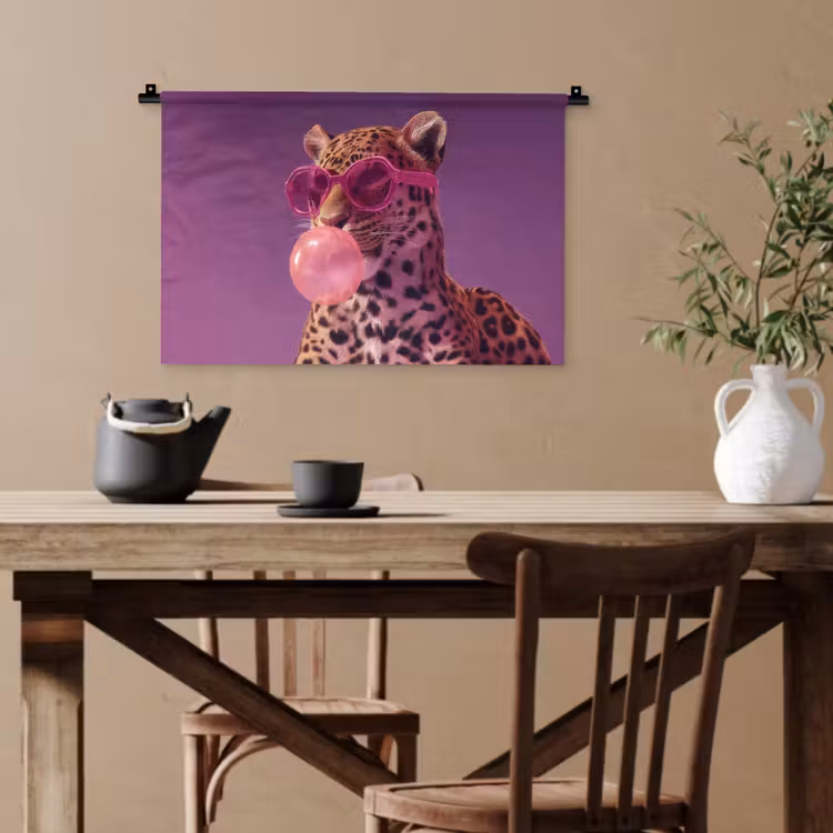 Panter - Zonnebril - Kauwgombel - Roze Wandkleed katoen klein -sfeer6