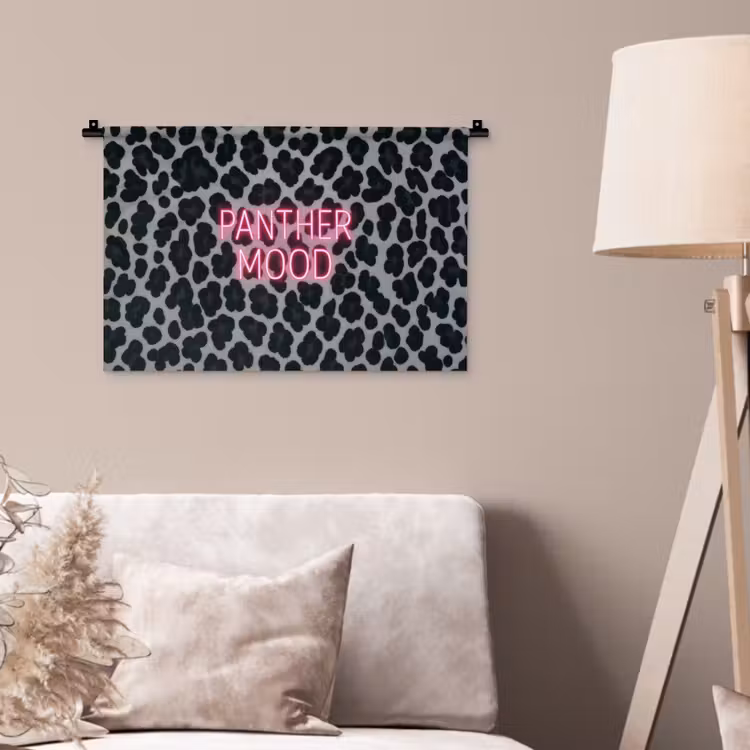 Panterprint - Zwart - Neonletters - Roze Wandkleed katoen klein -sfeer4