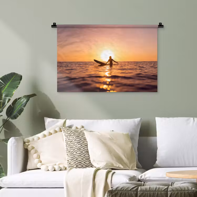 Persoon - Surfen - Zonsondergang - Zee - Oranje Wandkleed katoen klein -sfeer7