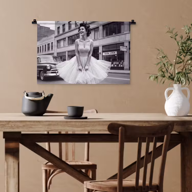 Retro - Vrouw - Zwart - Wit Wandkleed katoen klein -sfeer6