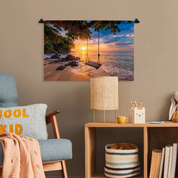 Schommel - Strand - Zonsondergang - Natuur - Oranje Wandkleed katoen klein -wsfeer4_kind