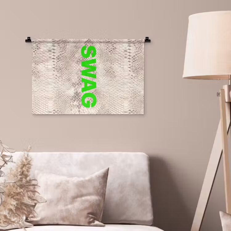 Slangenprint - SWAG - Neon - Groen Wandkleed katoen klein -sfeer4