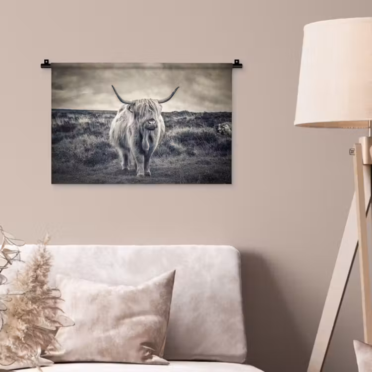 Schotse hooglander - Dieren - Wolken - Koe - Natuur Wandkleed katoen klein -sfeer4