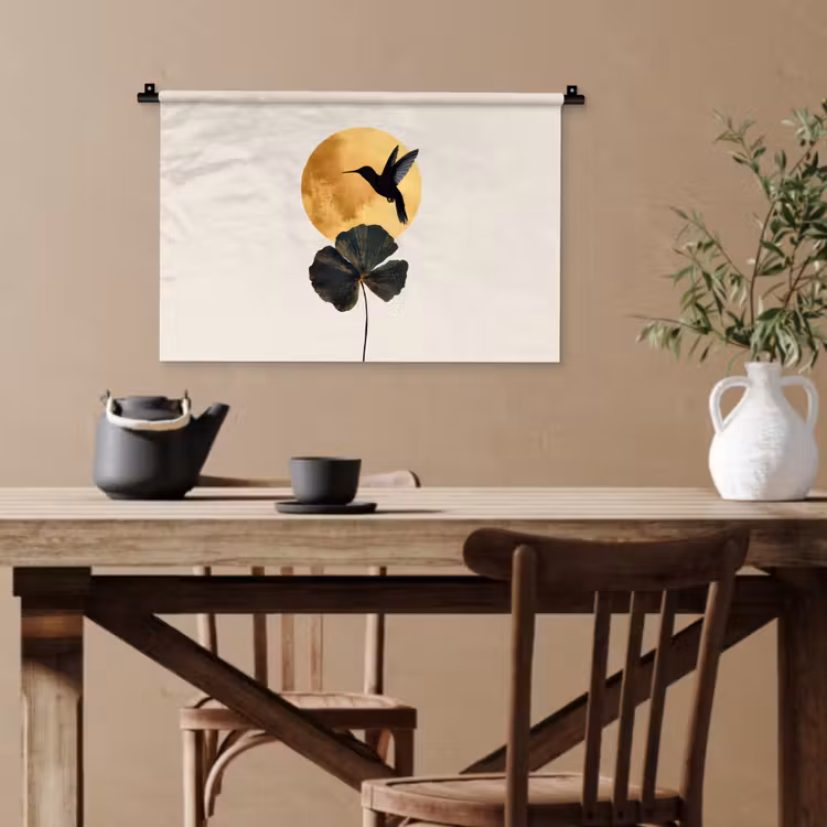 Zwarte kolibrie - Bloem - Gouden cirkel Wandkleed katoen klein -sfeer6