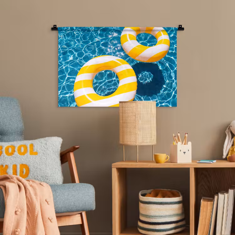 Zwembad - Zwembanden - Zomer - Geel - Blauw Wandkleed katoen klein -wsfeer4_kind